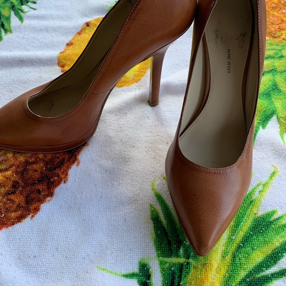 Nine West, Platform Stiletto - Picture 6 of 7